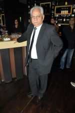 Ramesh Sippy at Shatrughan Sinha_s dinner for doctors of Ambani hospital who helped him recover on 16th Dec 2012(113).JPG